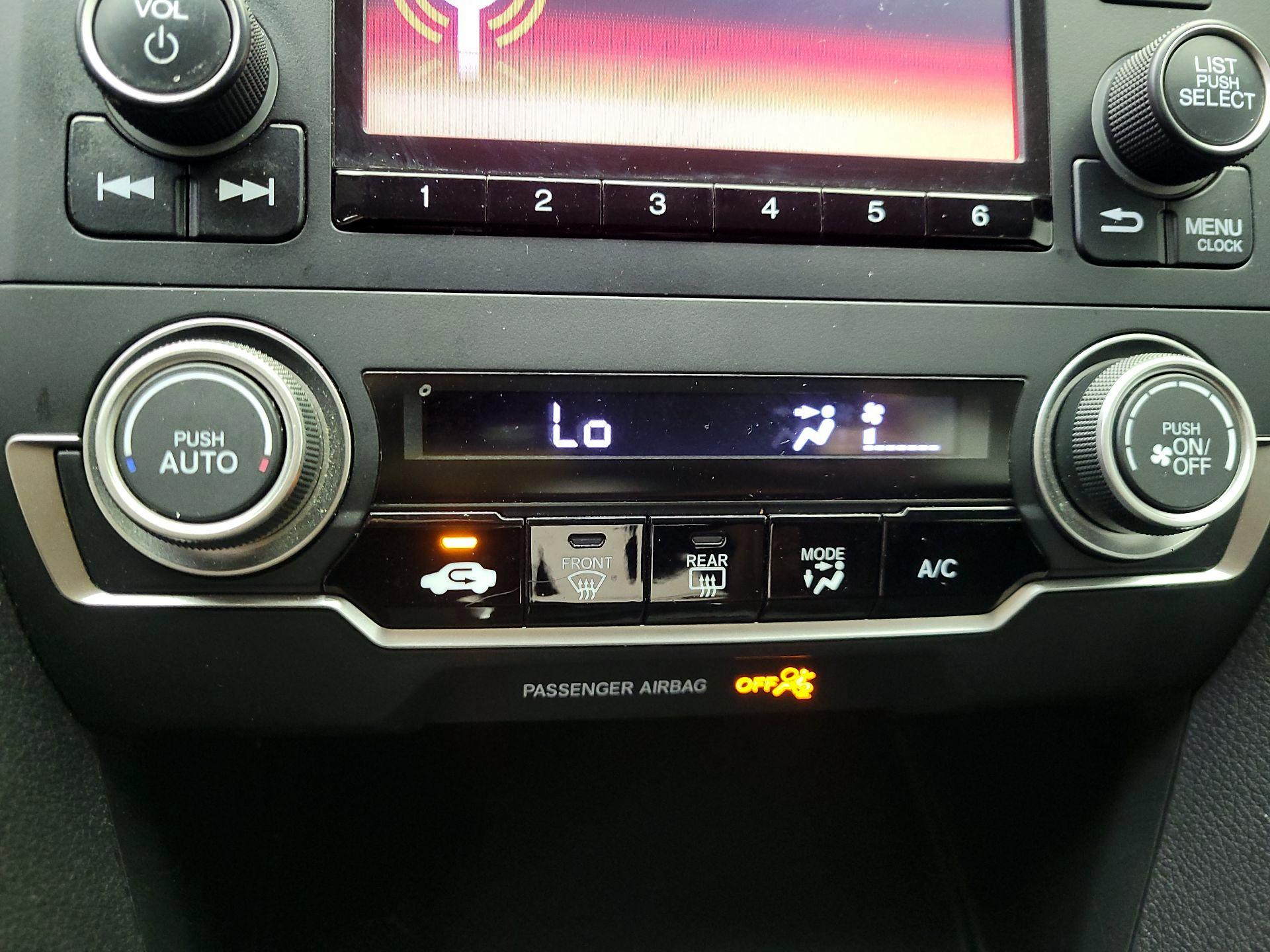 Thumbnail: 2016 Honda Civic - 16