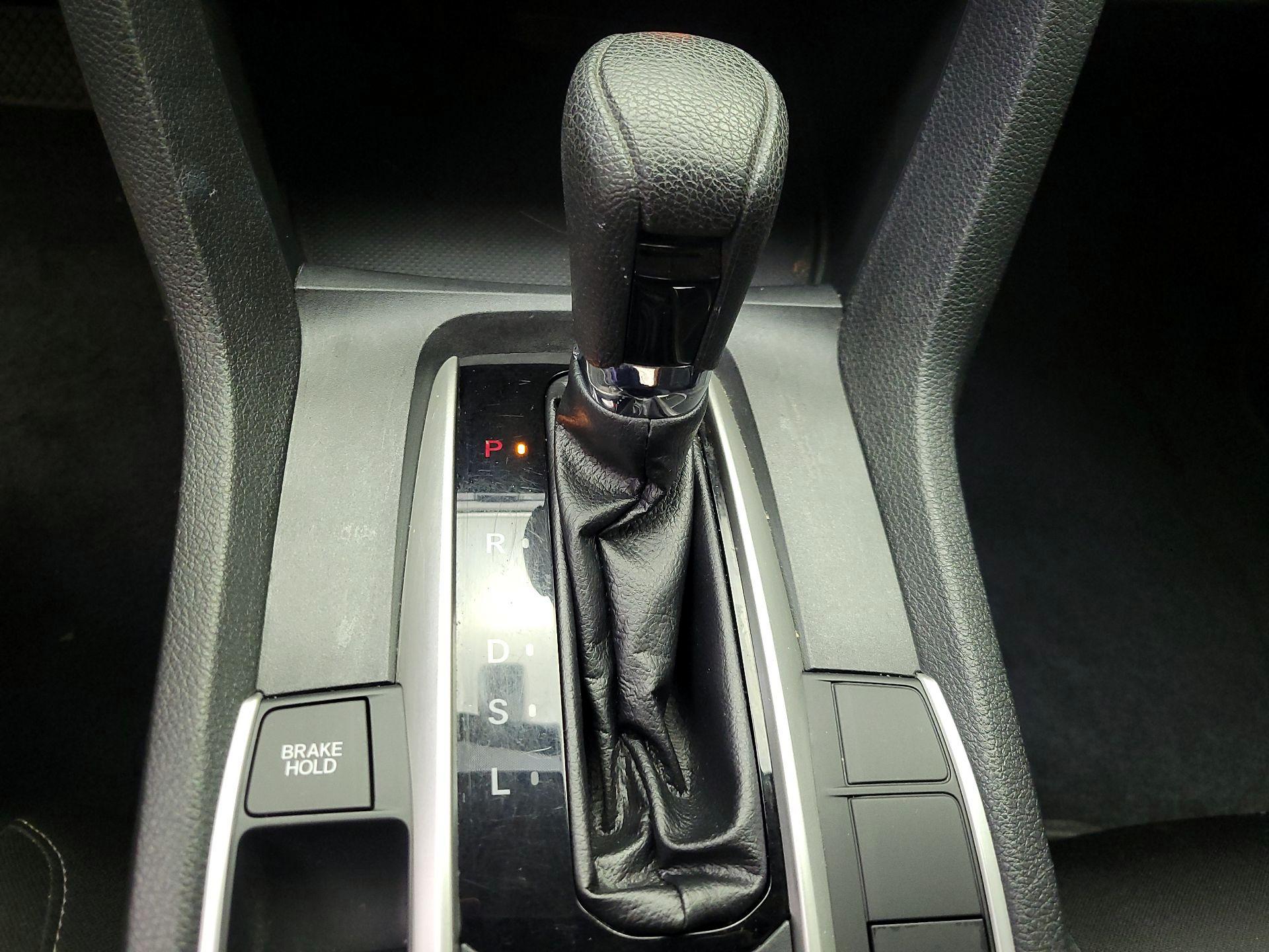 Thumbnail: 2016 Honda Civic - 17