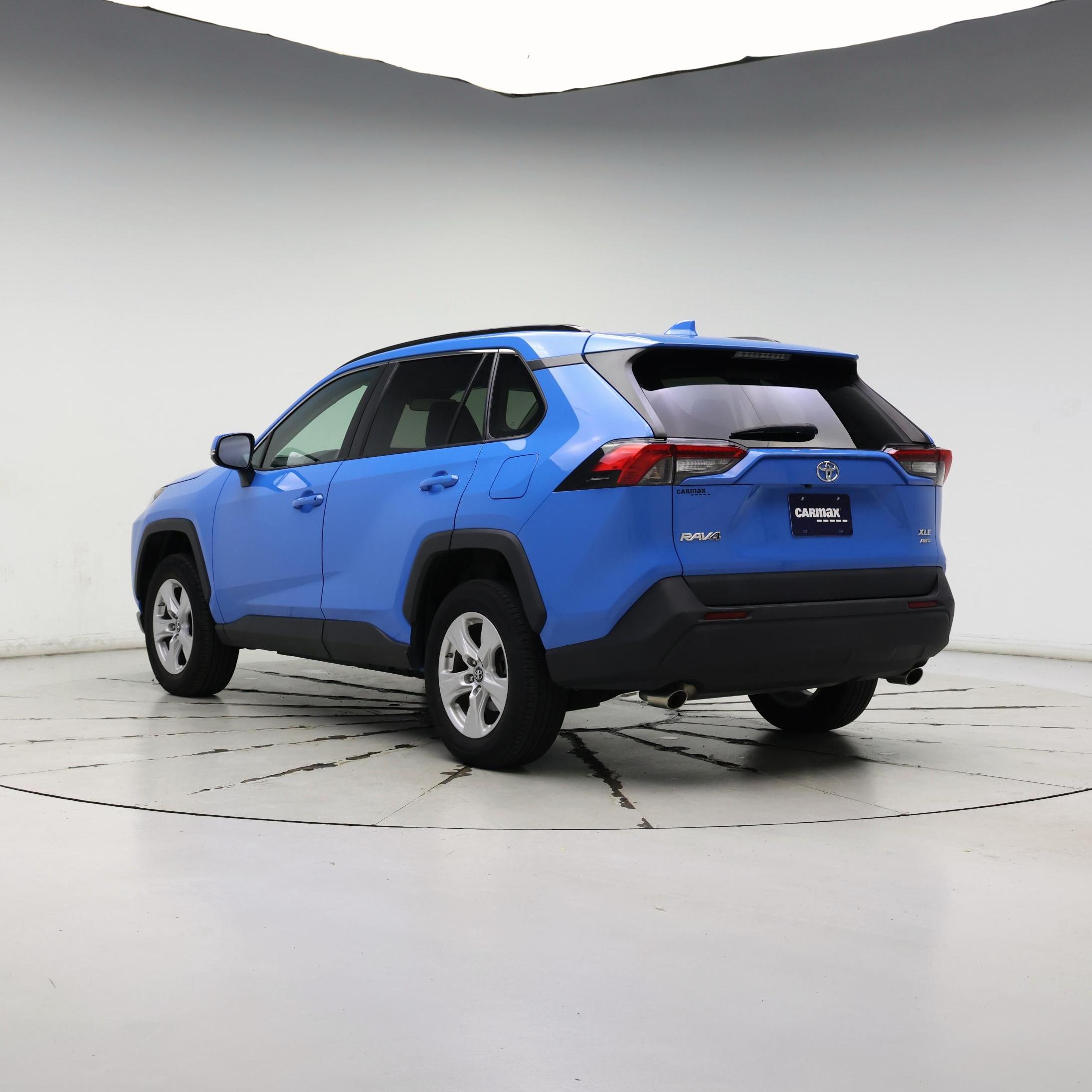 Thumbnail: 2019 Toyota RAV4 - 2