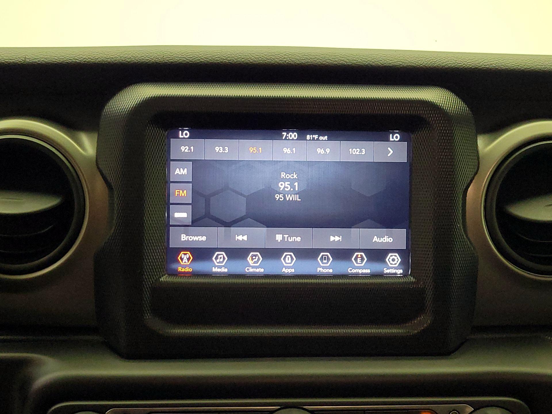 Thumbnail: 2020 Jeep Wrangler - 16