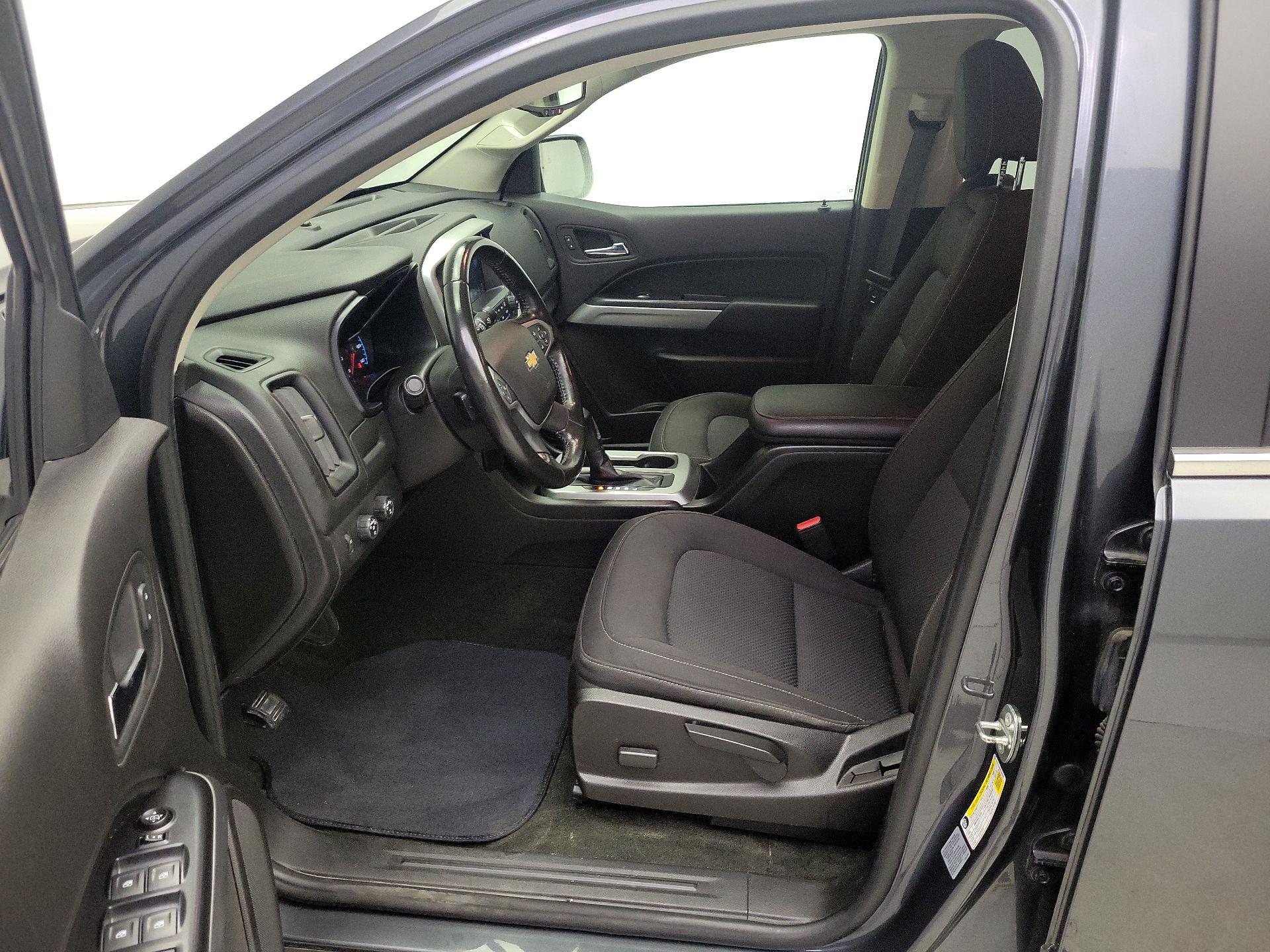 Thumbnail: 2017 Chevrolet Colorado - 11