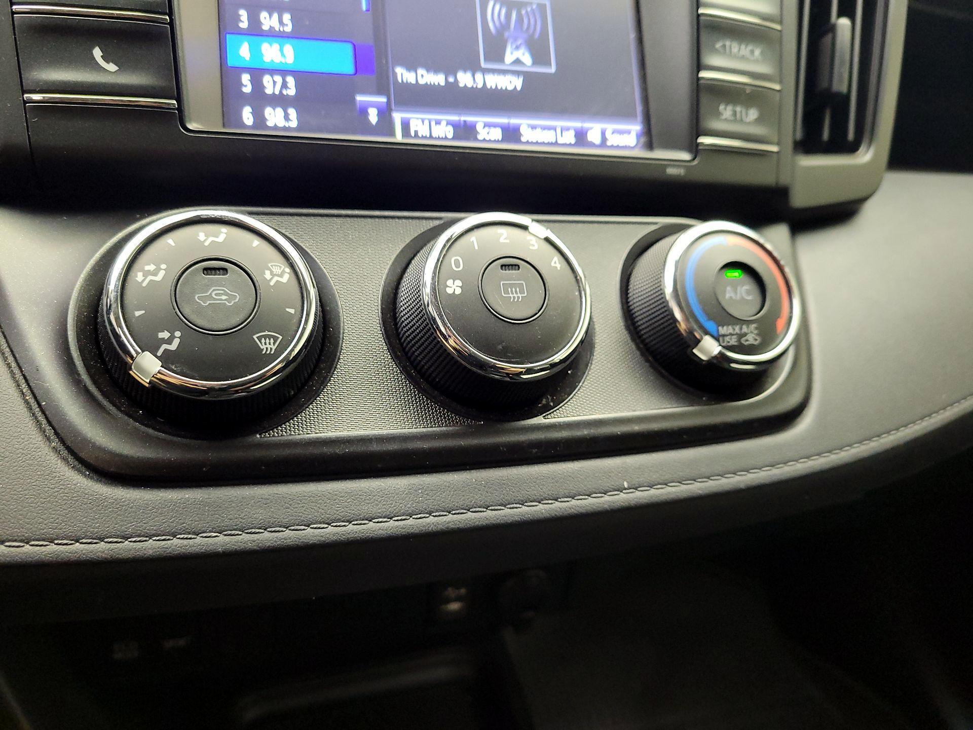 Thumbnail: 2017 Toyota RAV4 - 16