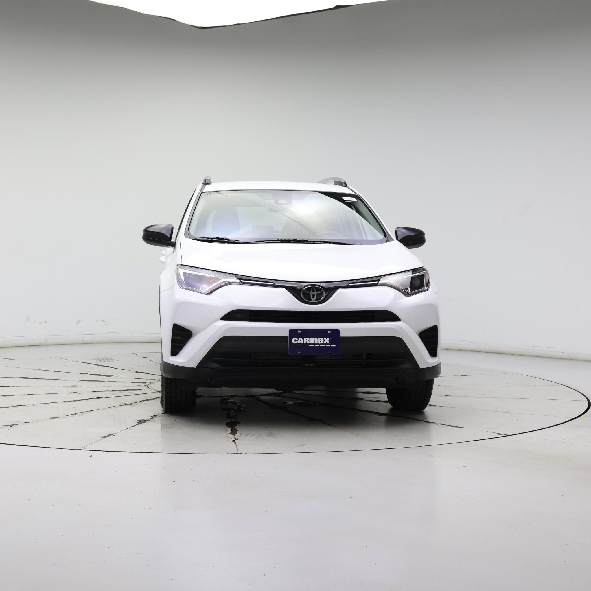 Thumbnail: 2017 Toyota RAV4 - 5