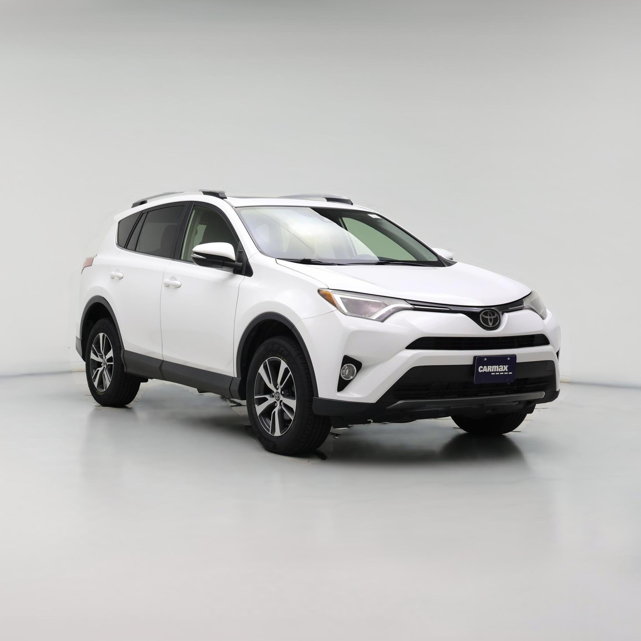 Thumbnail: 2018 Toyota RAV4 - 1