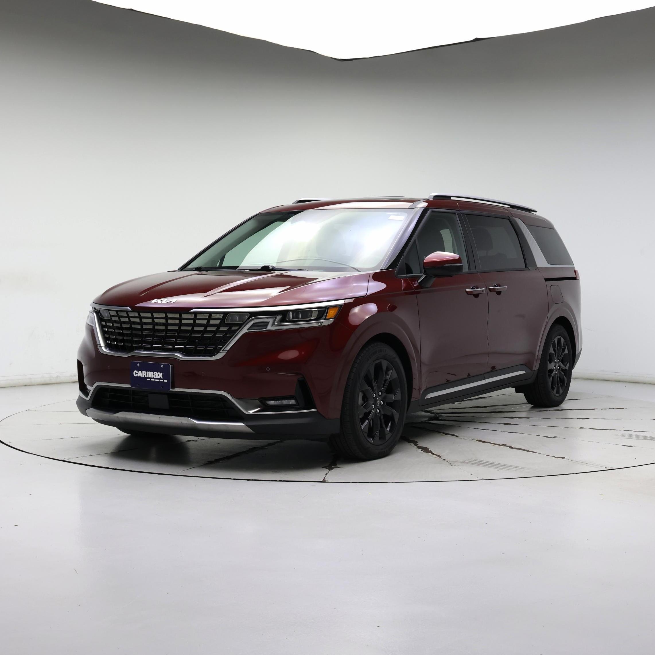 Thumbnail: 2023 Kia Carnival - 4