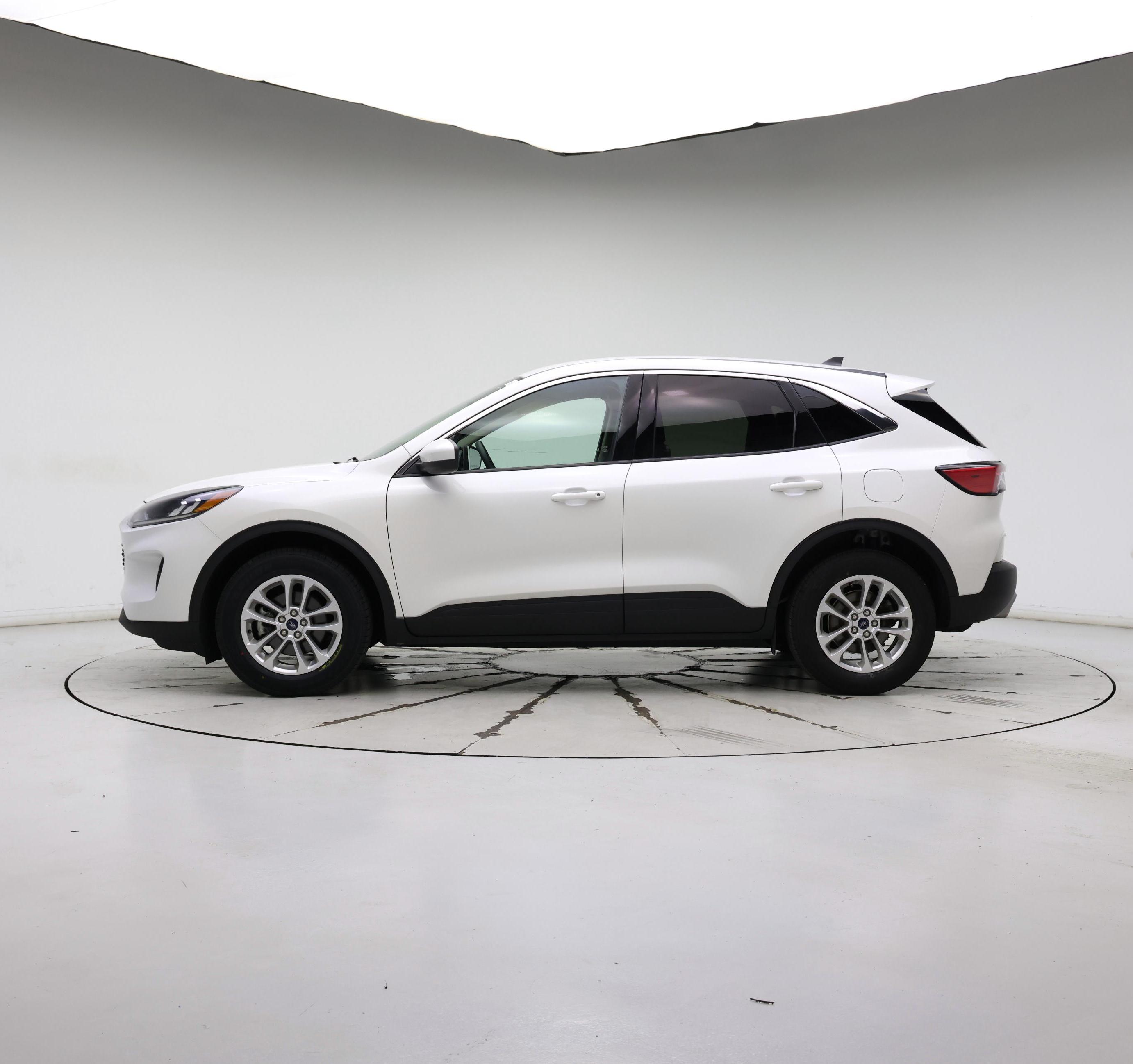 Thumbnail: 2020 Ford Escape - 3