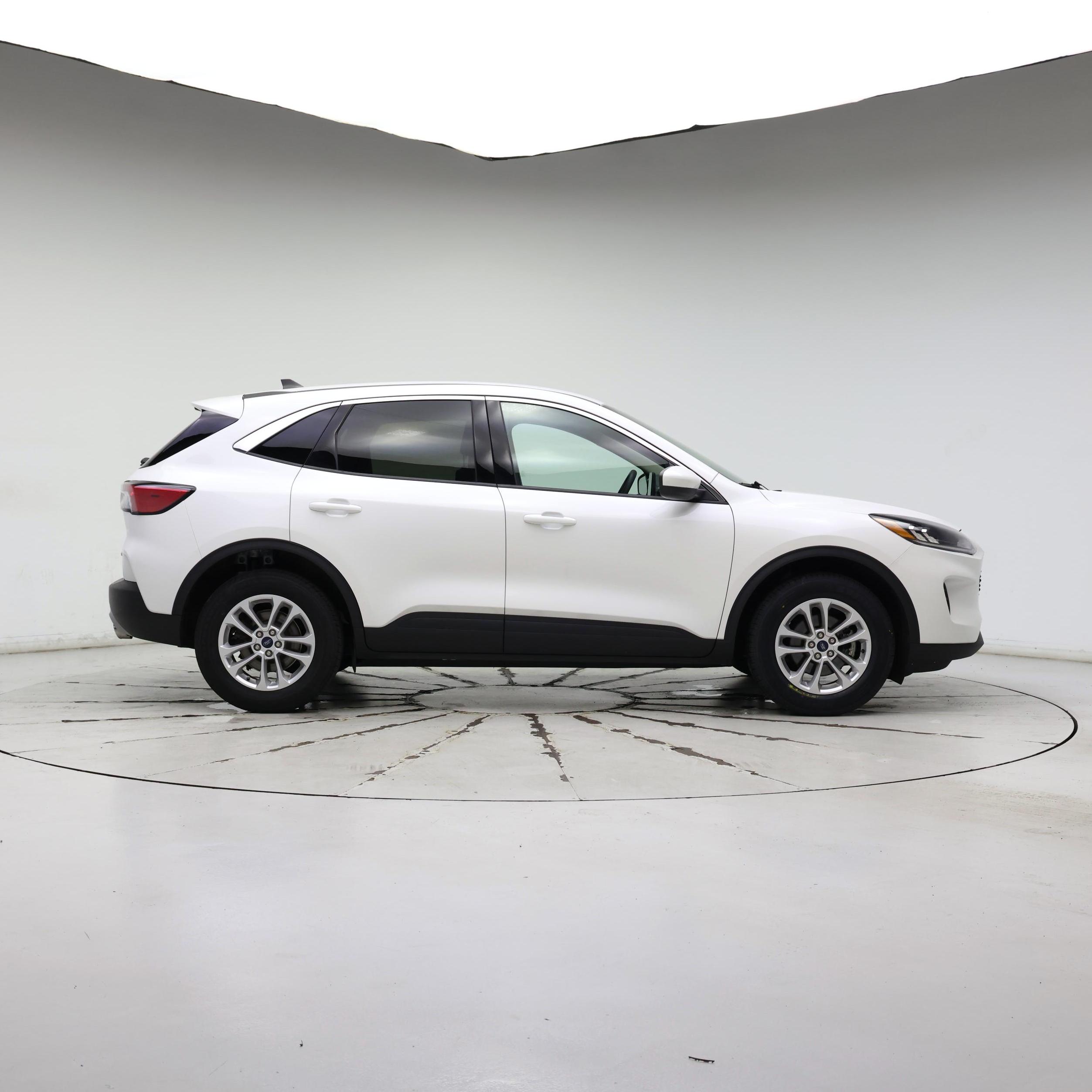 Thumbnail: 2020 Ford Escape - 7