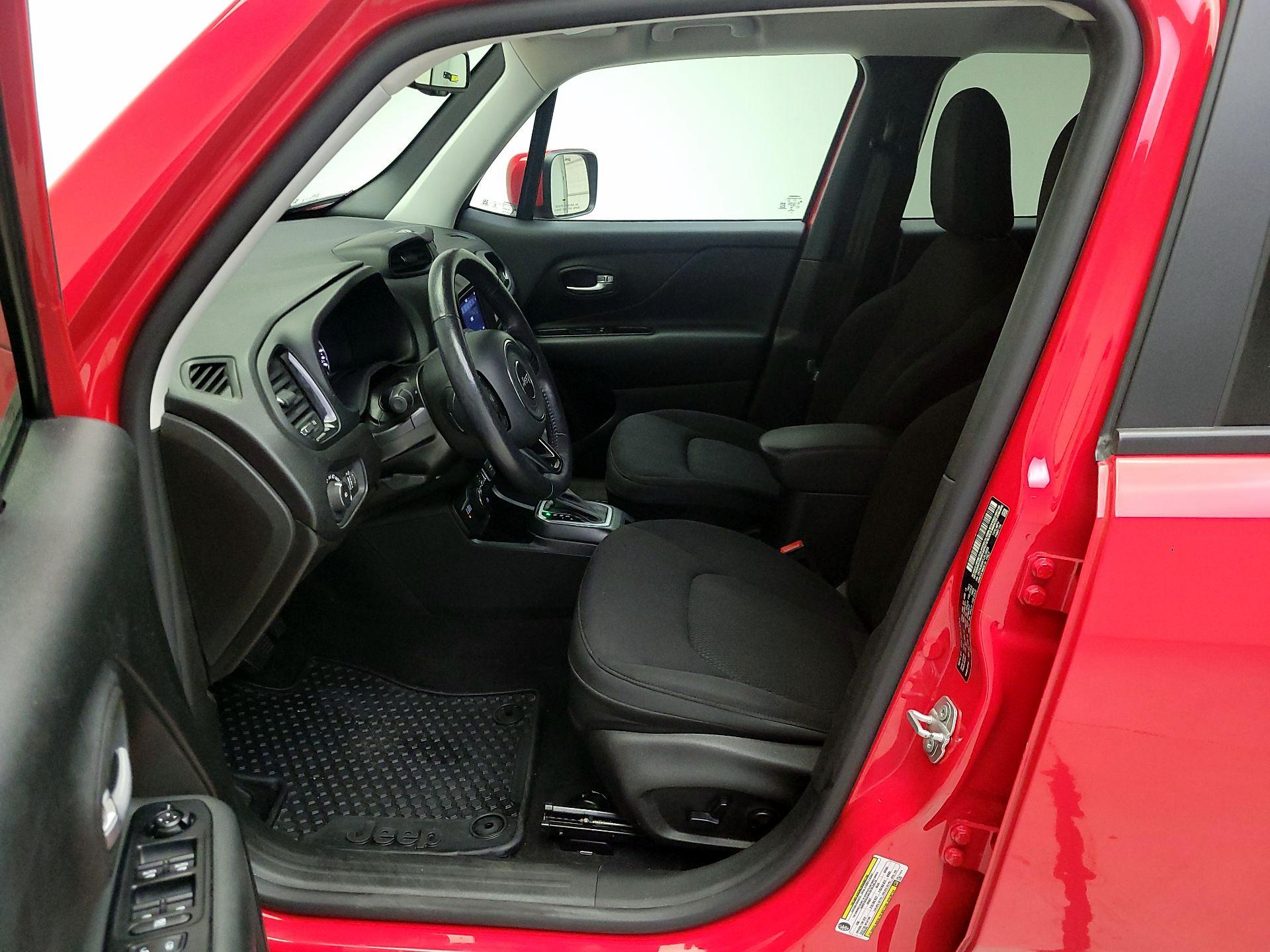 Thumbnail: 2020 Jeep Renegade - 11