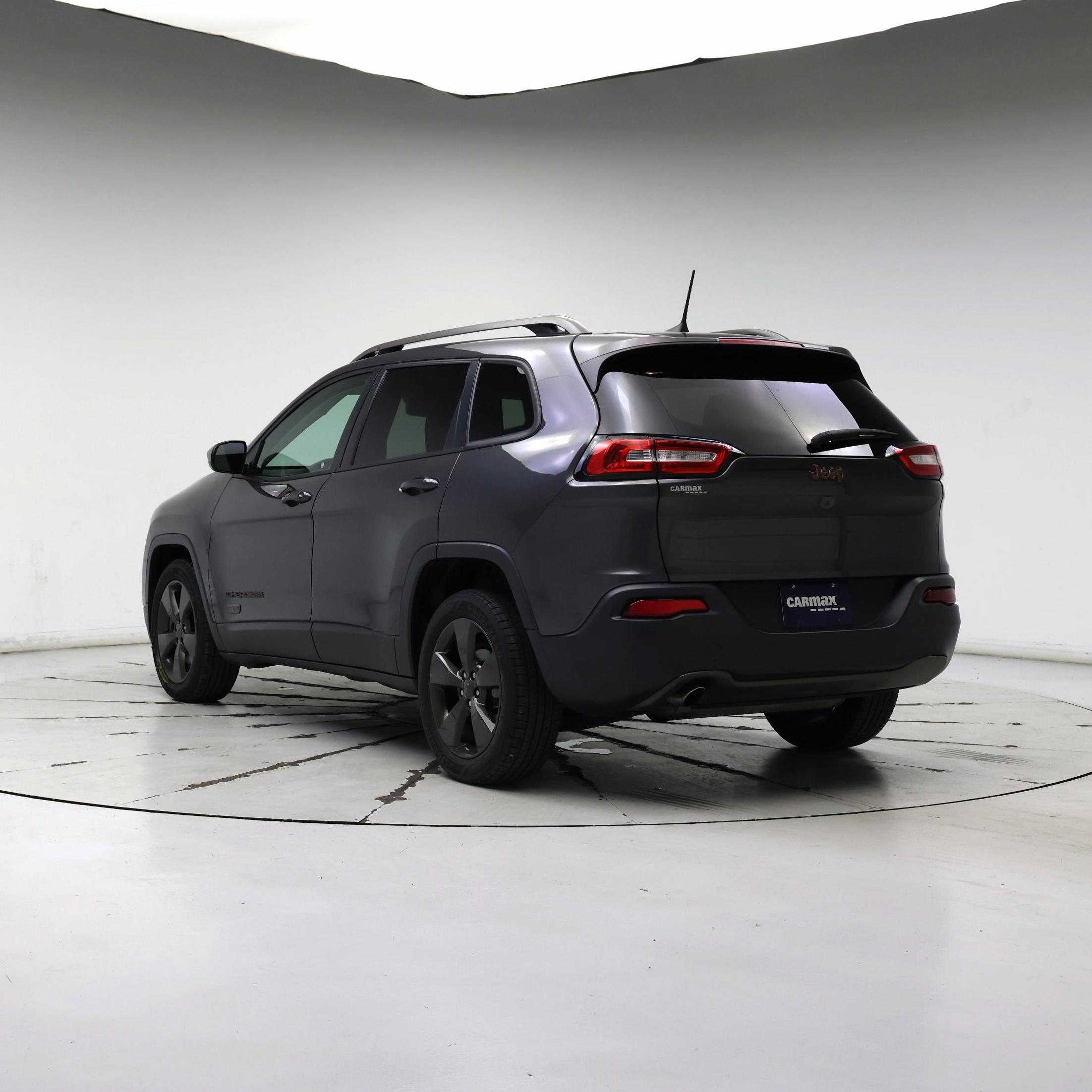 Thumbnail: 2017 Jeep Cherokee - 2