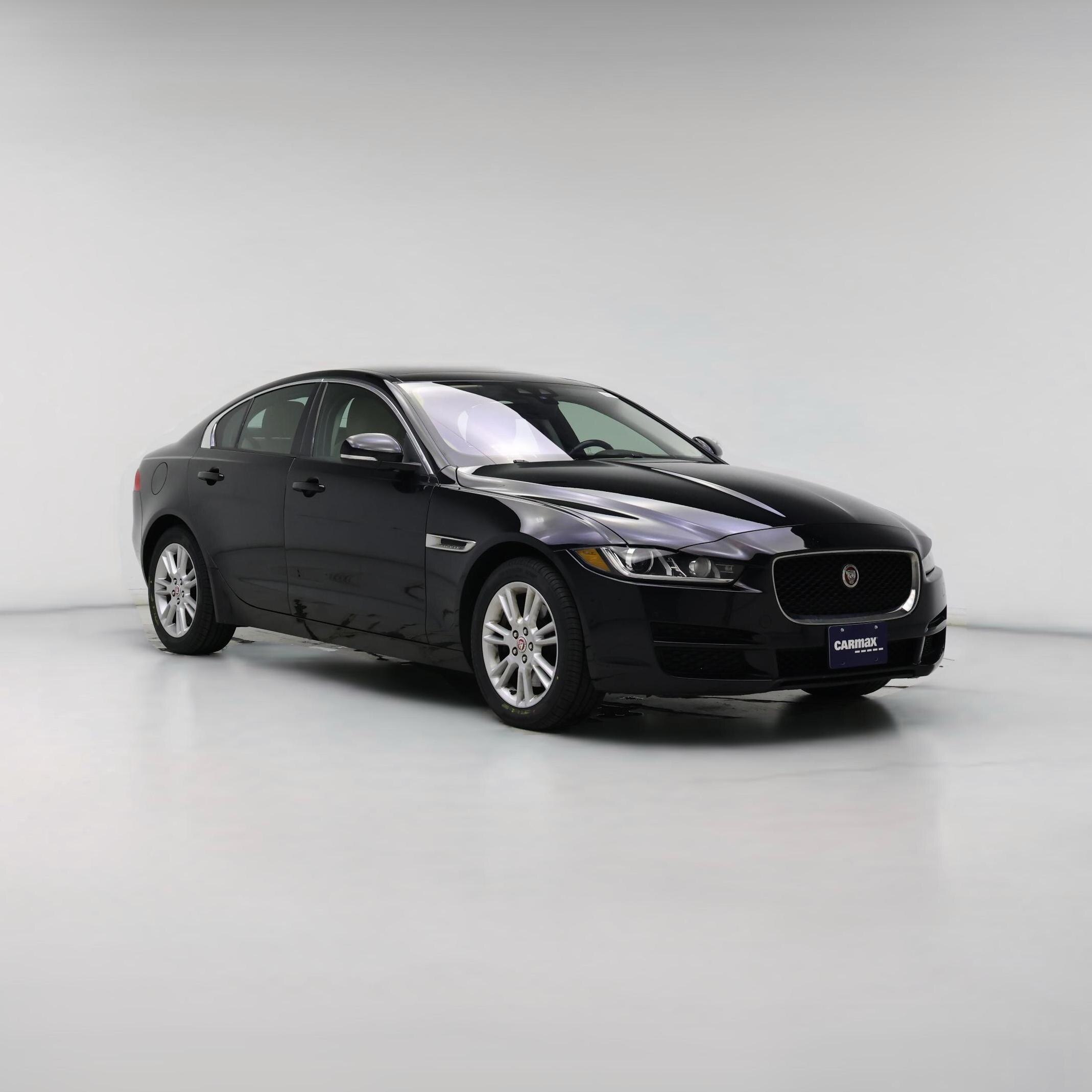 Thumbnail: 2018 Jaguar XE - 1