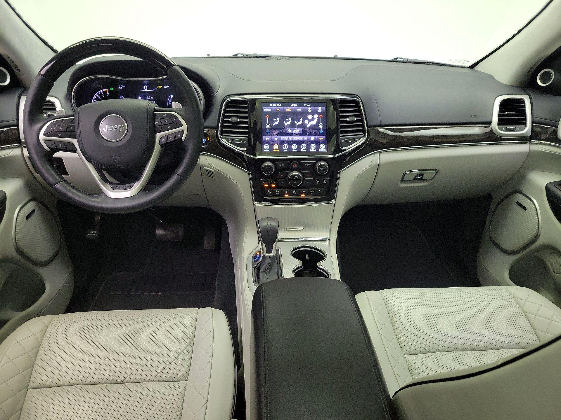Thumbnail: 2020 Jeep Grand Cherokee - 9