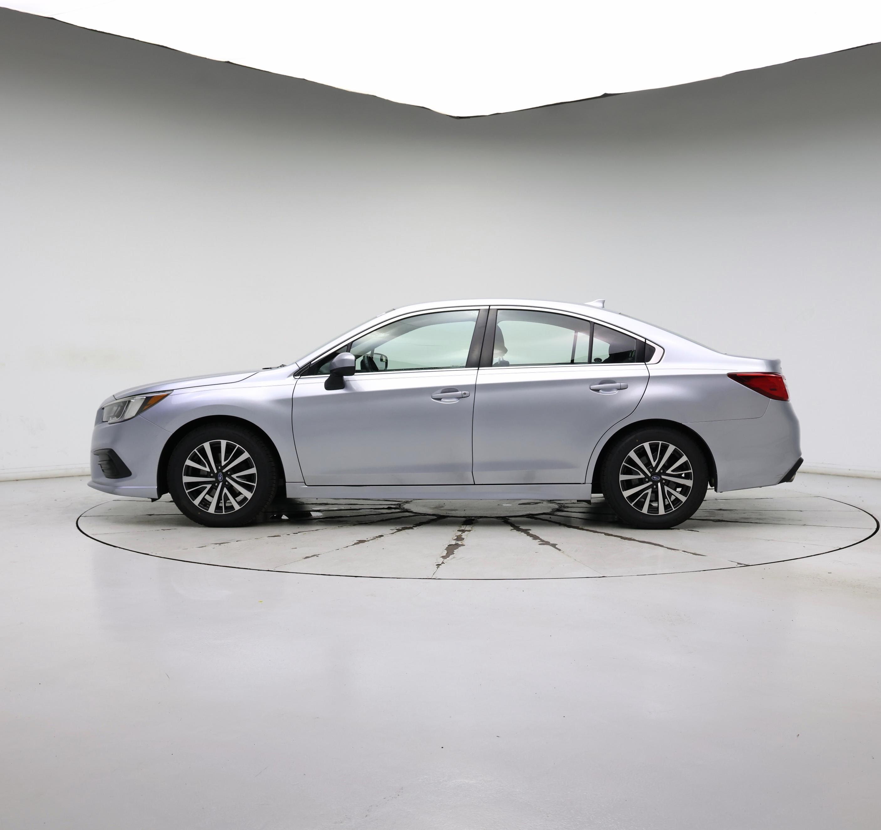 Thumbnail: 2019 Subaru Legacy - 3