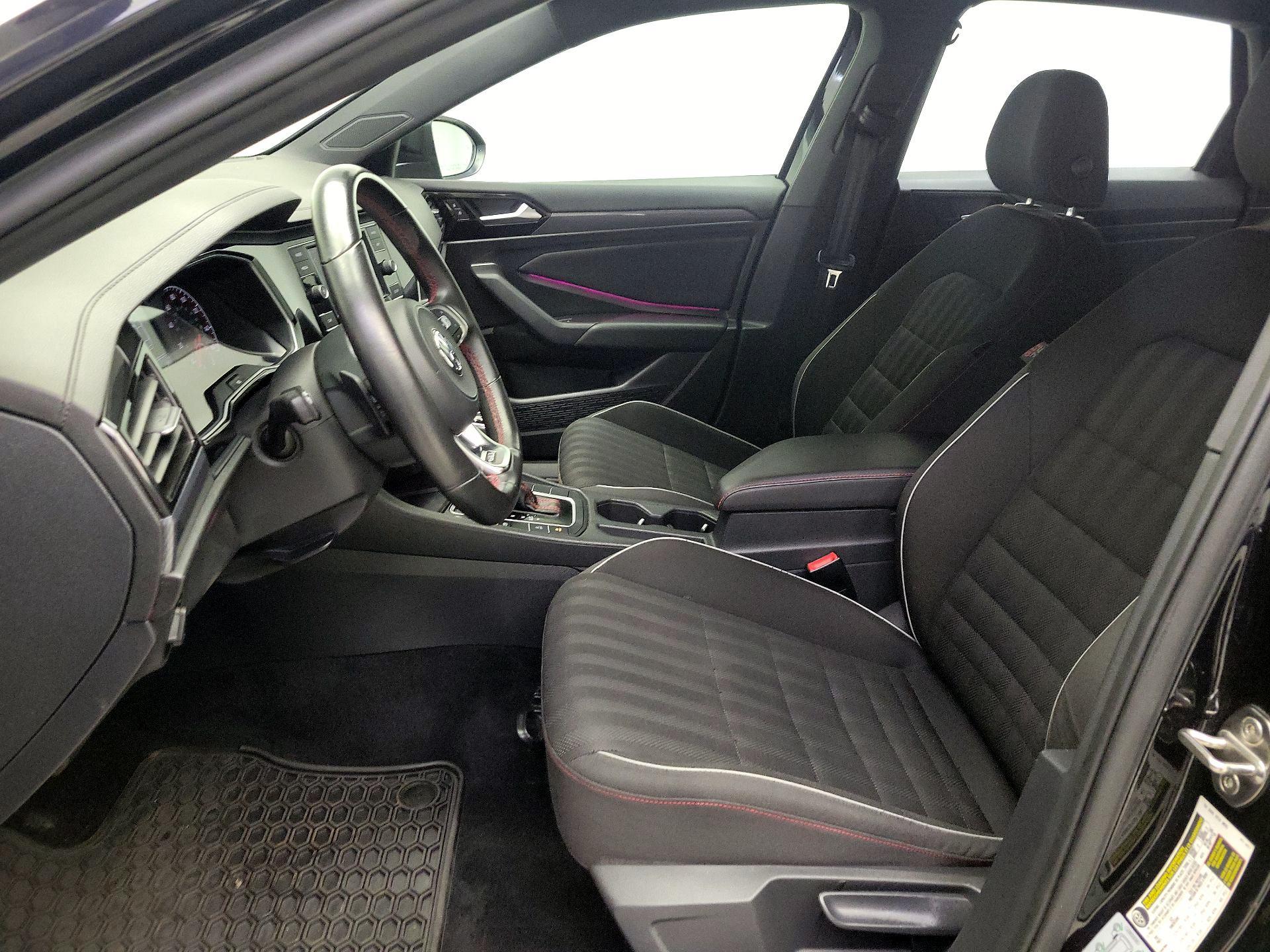 Thumbnail: 2019 Volkswagen Jetta - 11