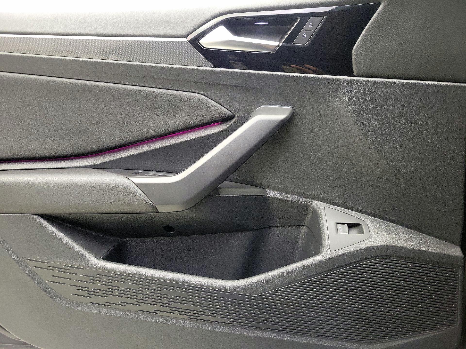 Thumbnail: 2019 Volkswagen Jetta - 12