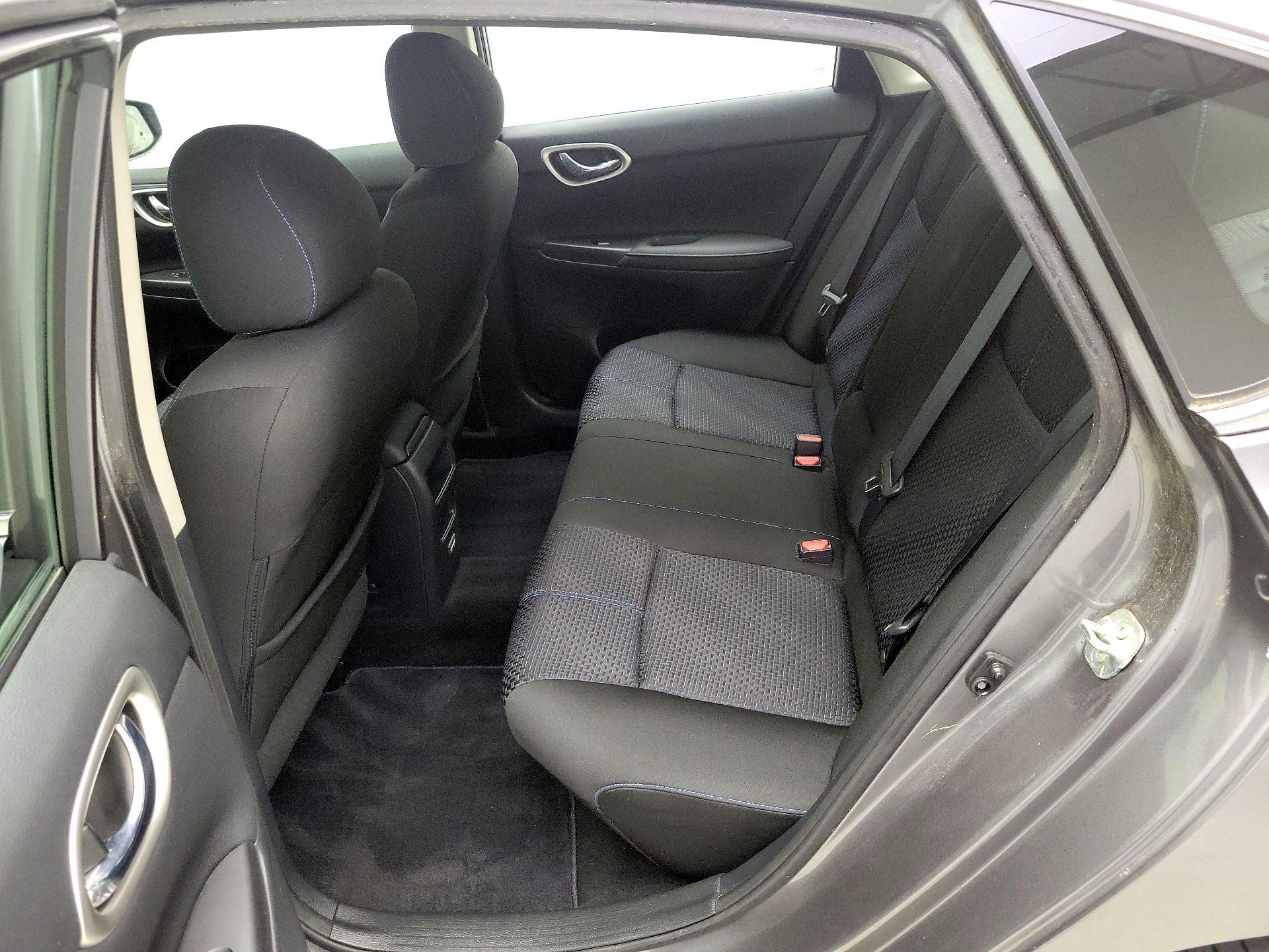 Thumbnail: 2018 Nissan Sentra - 19