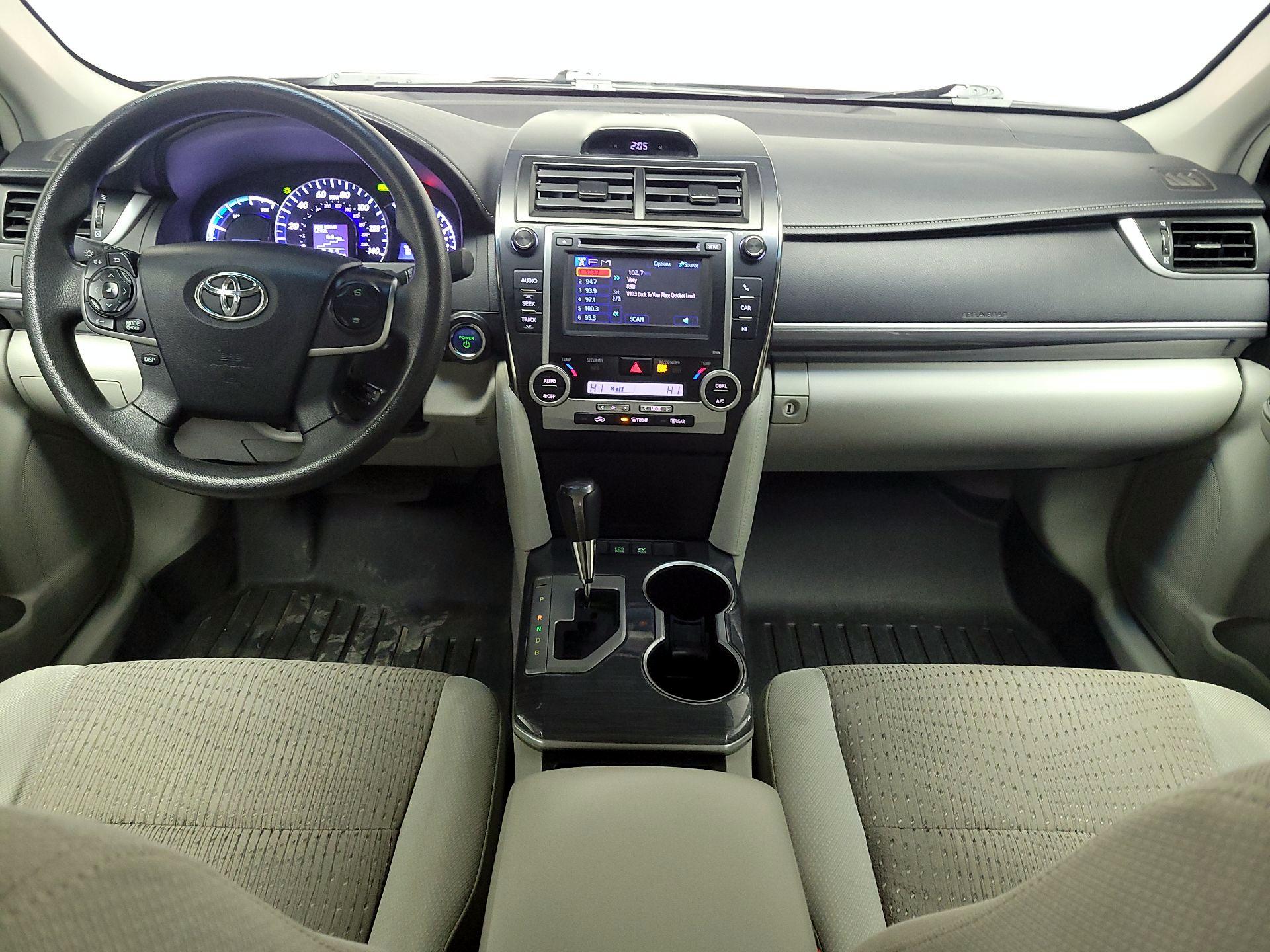 Thumbnail: 2014 Toyota Camry - 9