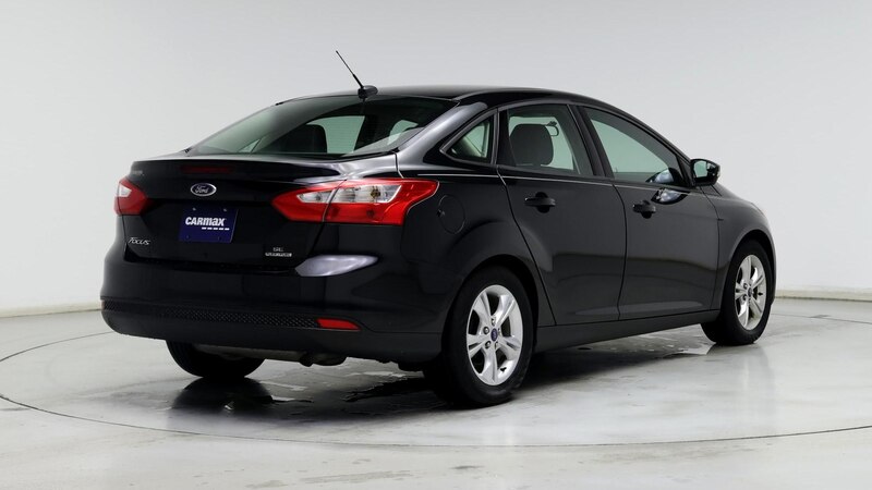 2014 Ford Focus SE 8