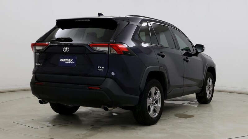 2022 Toyota RAV4 XLE 8