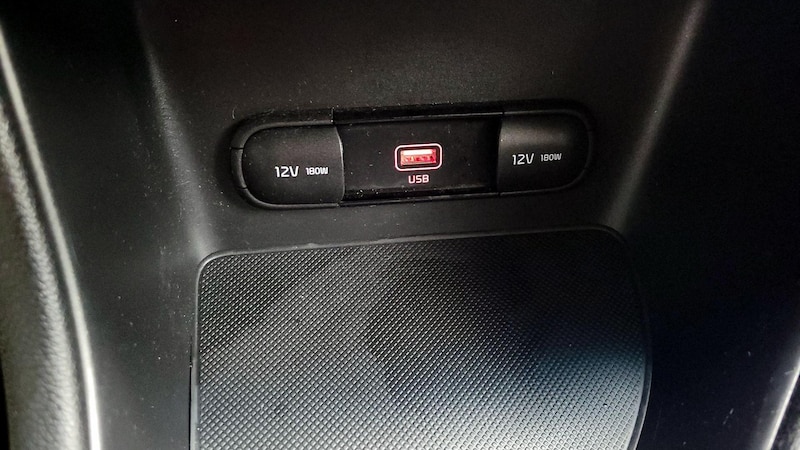 2022 Kia Sportage LX 18