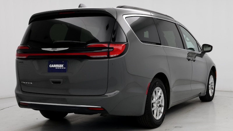 2022 Chrysler Pacifica Touring L 8