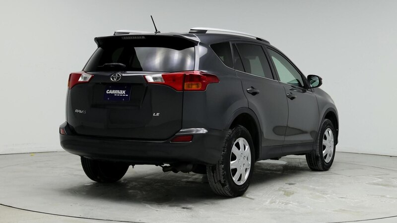 2013 Toyota RAV4 LE 8