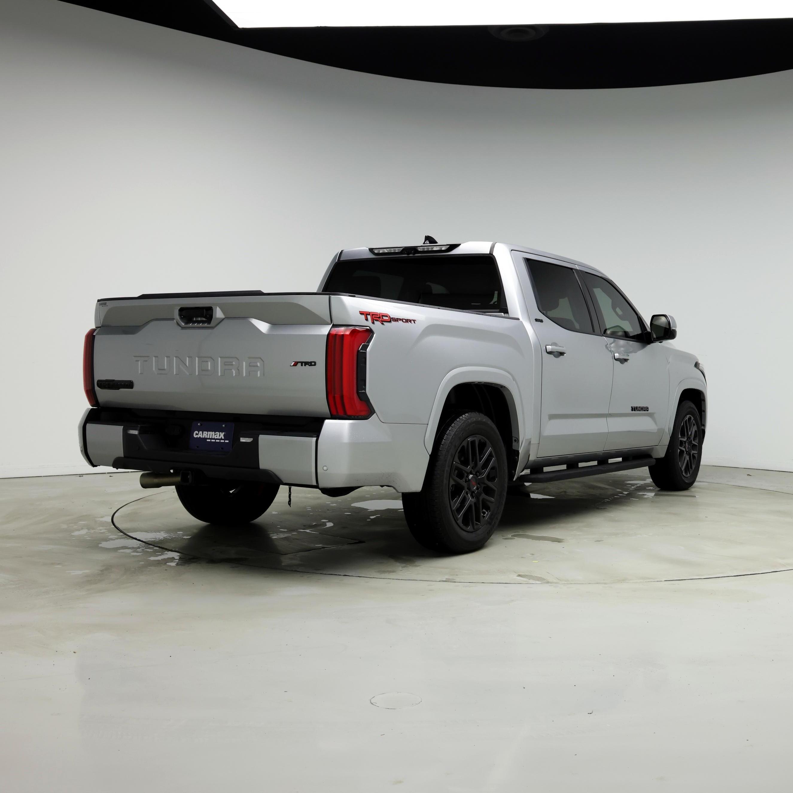 Thumbnail: 2022 Toyota Tundra - 8