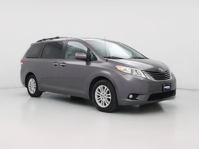 2014 Toyota Sienna XLE -
                Hillside, IL