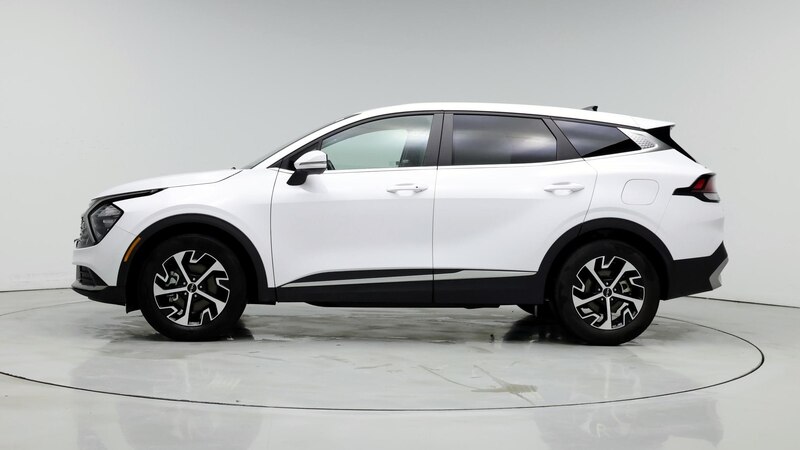 2023 Kia Sportage EX 3