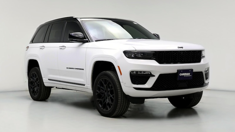 2023 Jeep Grand Cherokee Summit Hero Image