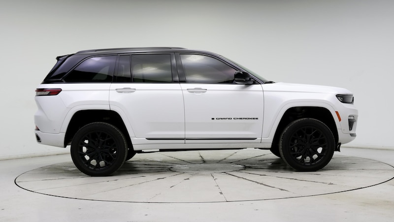 2023 Jeep Grand Cherokee Summit 7