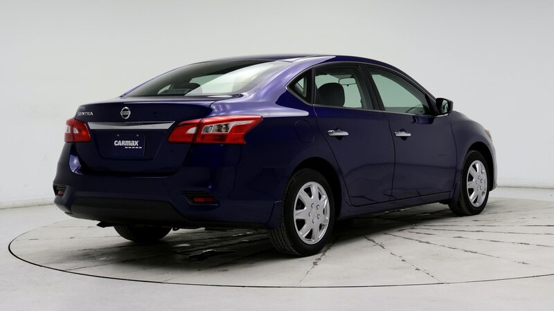 2017 Nissan Sentra S 8