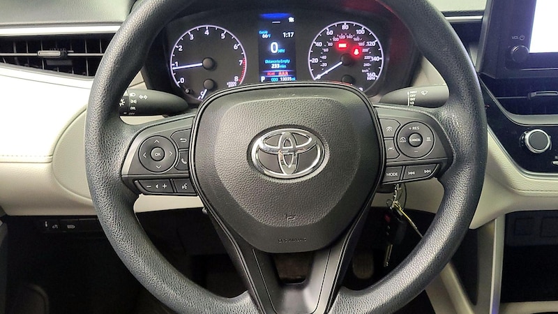 2023 Toyota Corolla Cross L 10