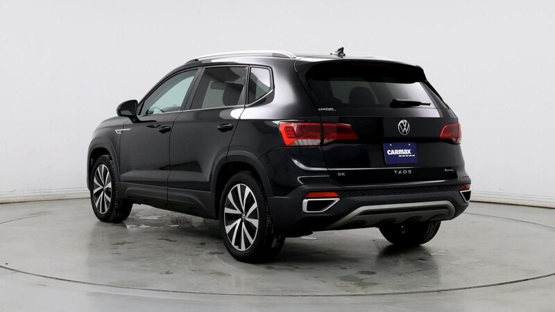 2022 Volkswagen Taos SE 2