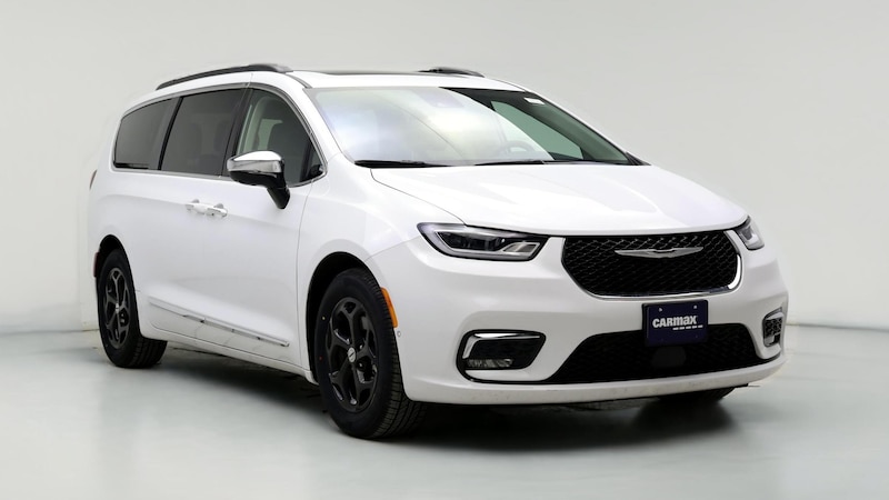 2023 Chrysler Pacifica Limited Hero Image