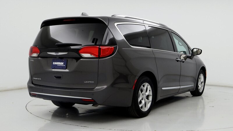 2019 Chrysler Pacifica Limited 8