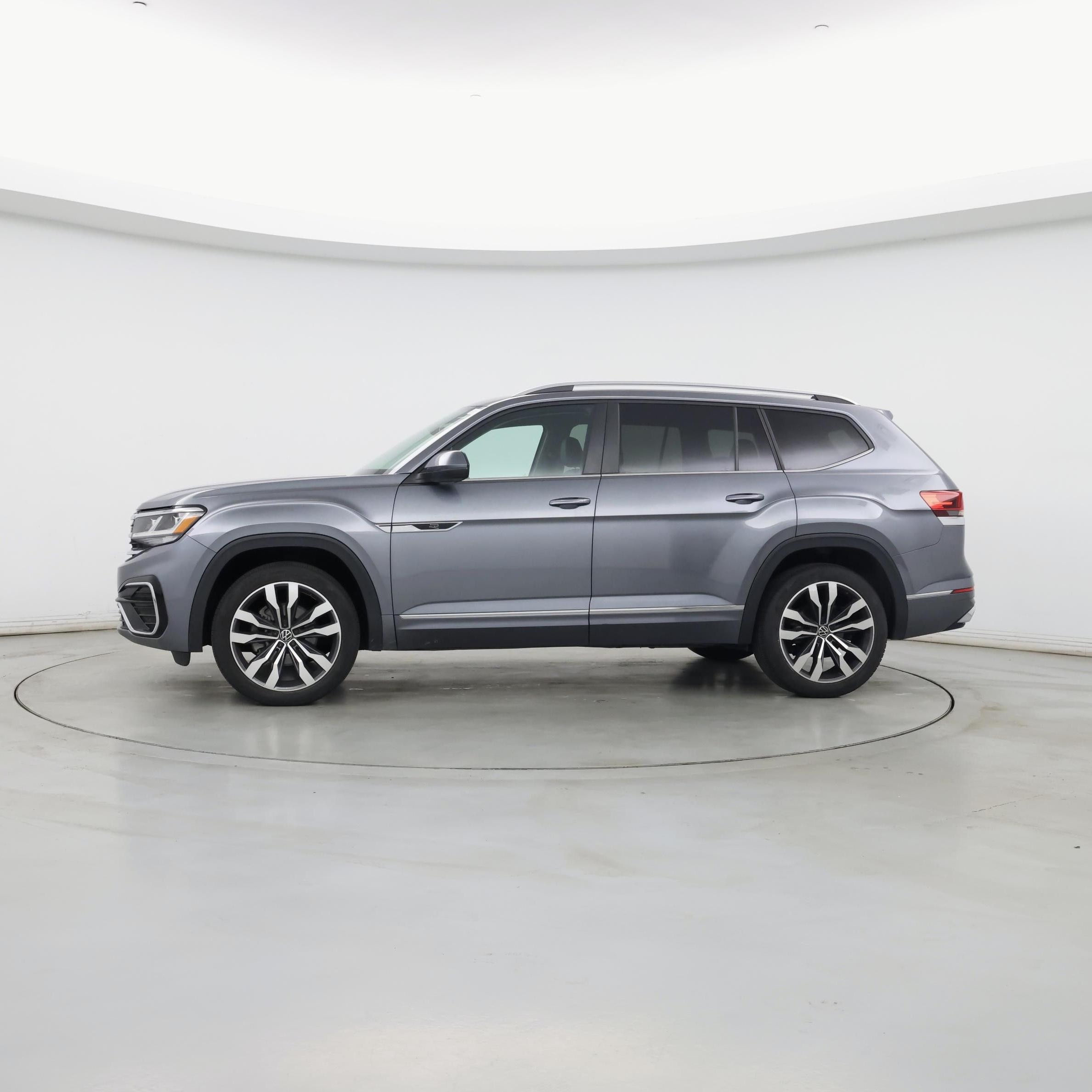 Thumbnail: 2021 Volkswagen Atlas - 3