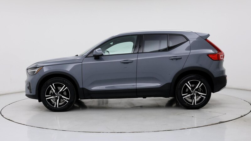 2023 Volvo XC40 B5 Core 3