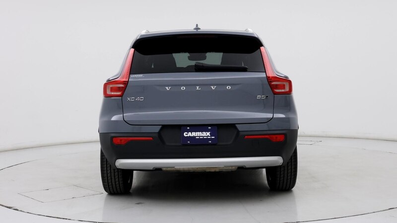 2023 Volvo XC40 B5 Core 6