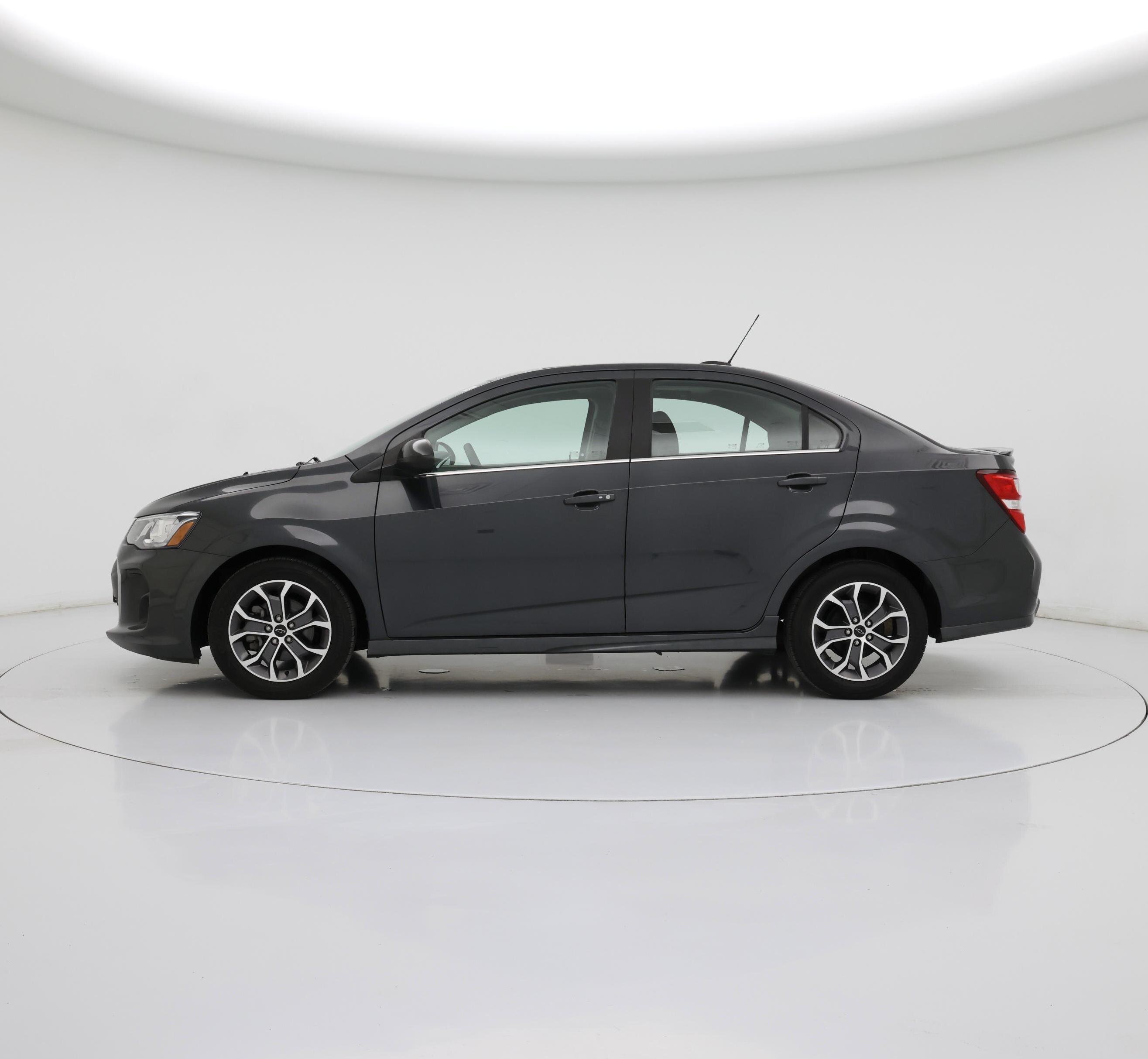Thumbnail: 2020 Chevrolet Sonic - 3