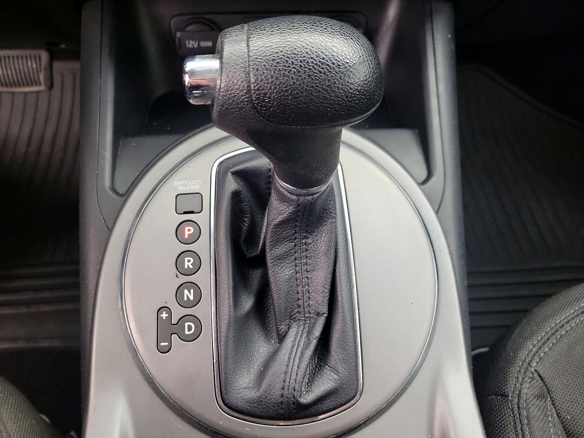 Thumbnail: 2014 Kia Sportage - 16