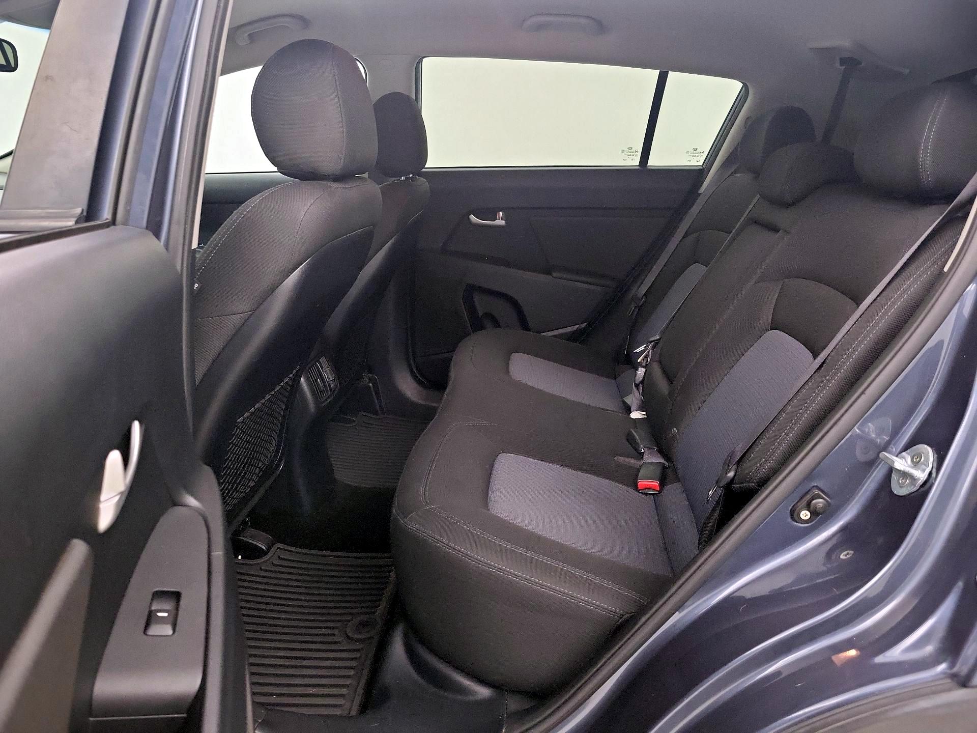 Thumbnail: 2014 Kia Sportage - 18