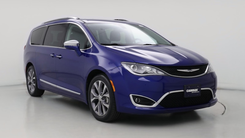 2019 Chrysler Pacifica Limited Hero Image
