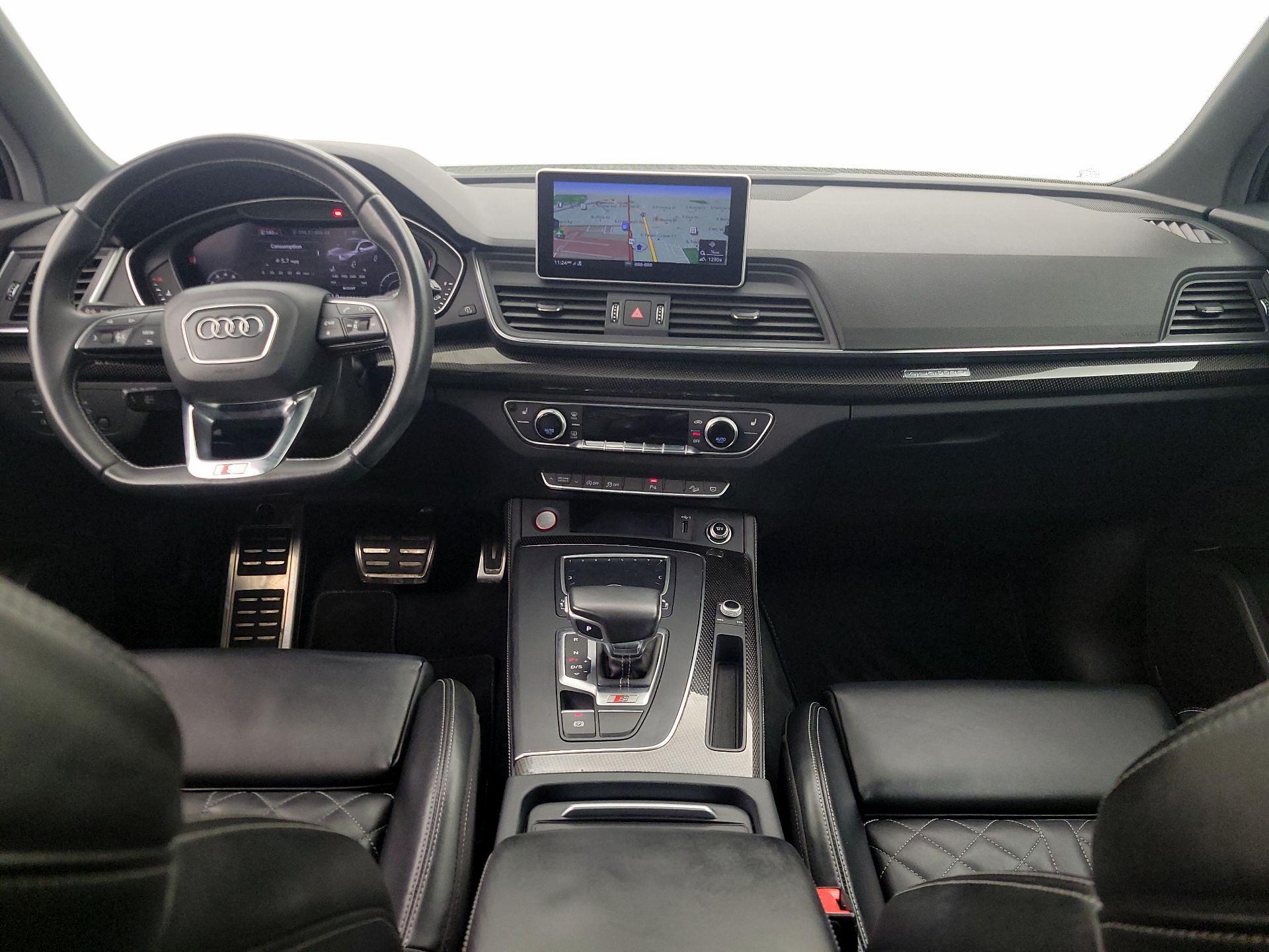 Thumbnail: 2019 Audi SQ5 - 9