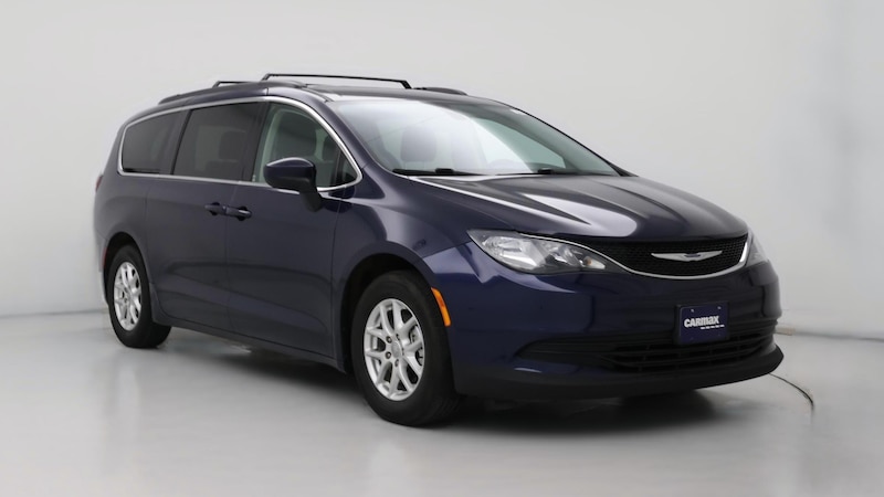 2020 Chrysler Voyager LXi Hero Image