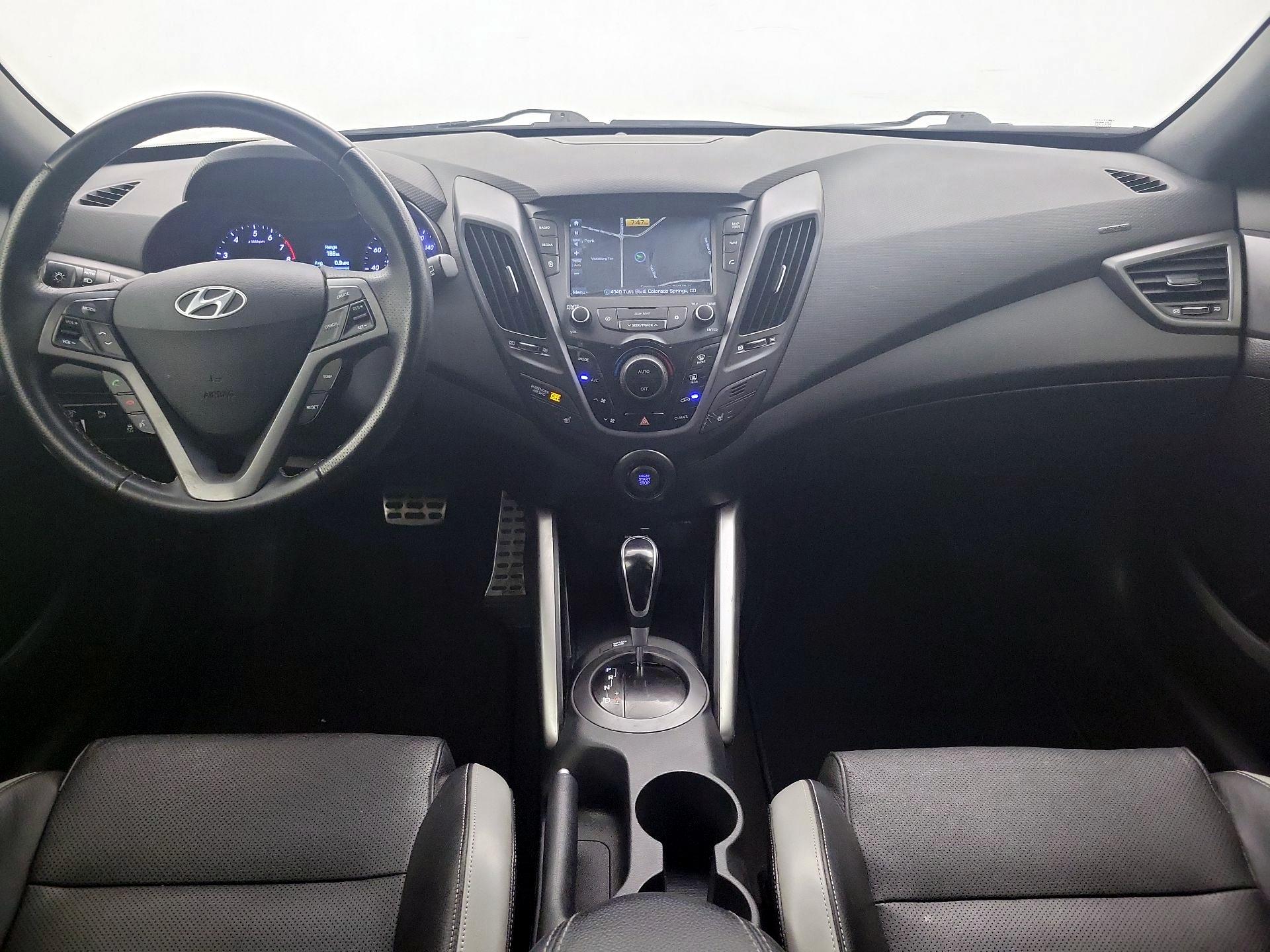 Thumbnail: 2016 Hyundai Veloster - 9