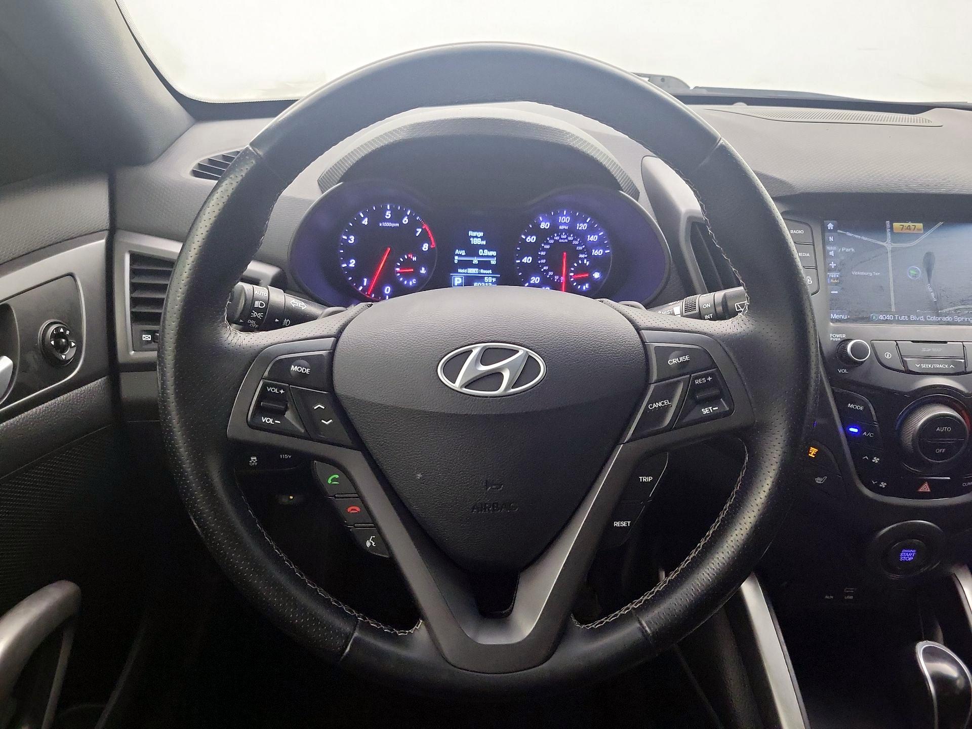 Thumbnail: 2016 Hyundai Veloster - 10