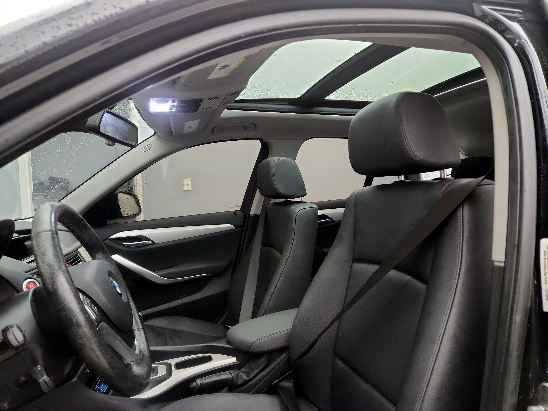 Thumbnail: 2015 BMW X1 - 18