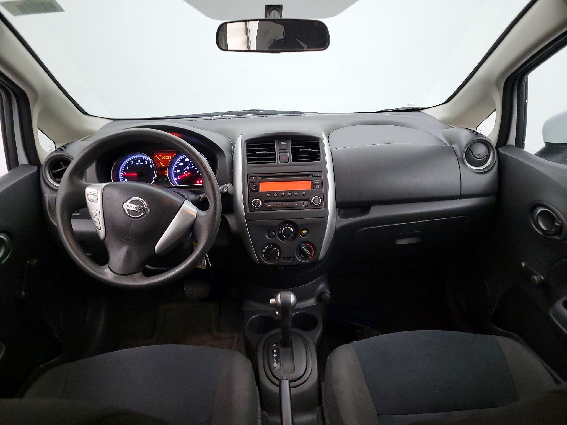 Thumbnail: 2017 Nissan Versa Note - 9