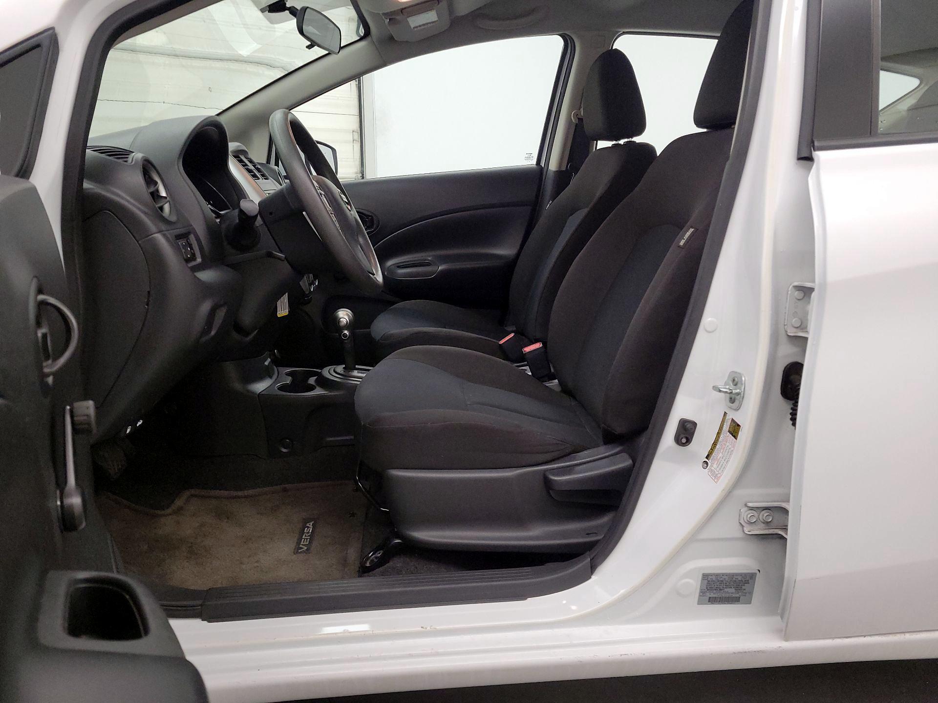 Thumbnail: 2017 Nissan Versa Note - 11