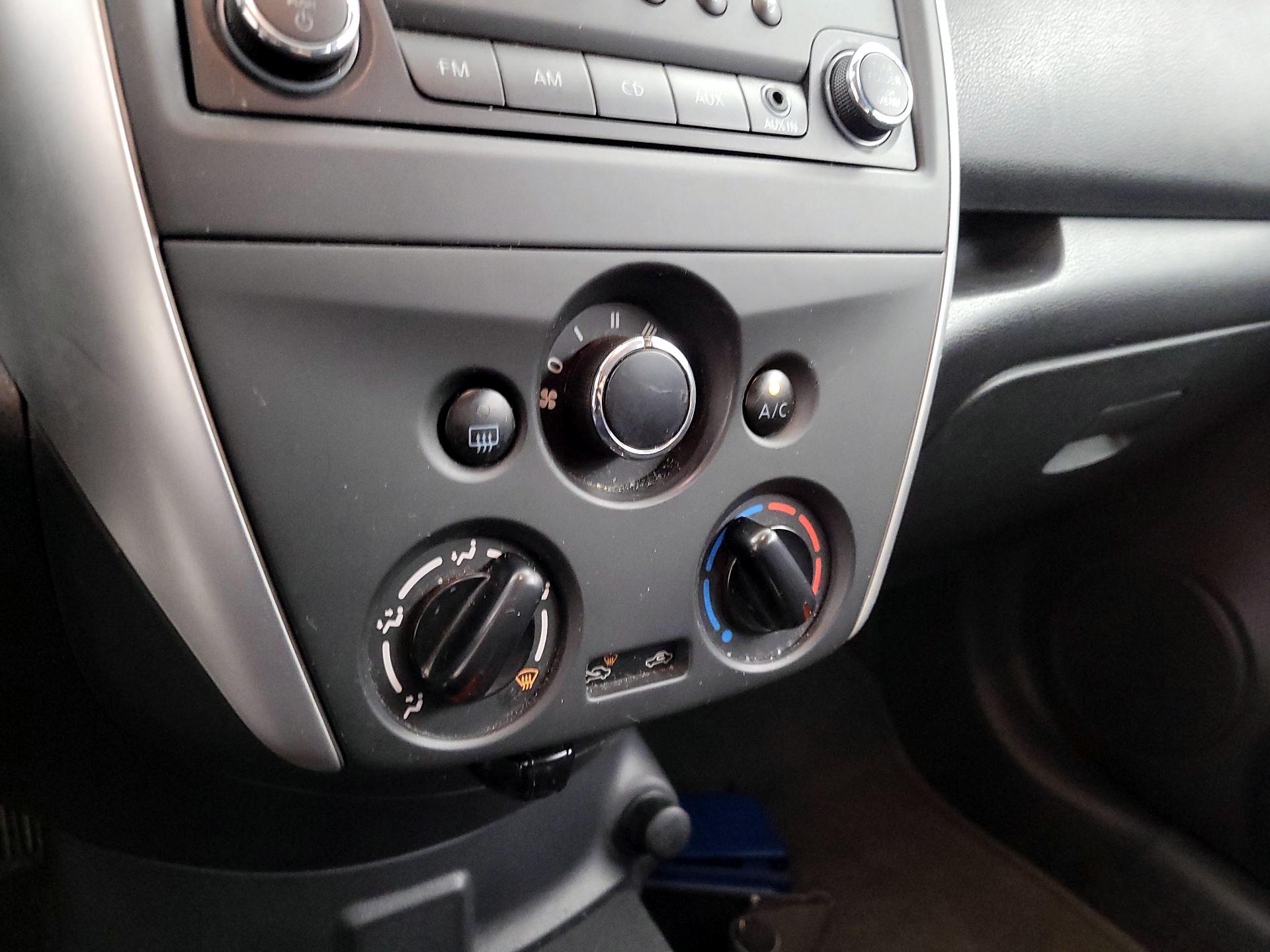 Thumbnail: 2017 Nissan Versa Note - 14